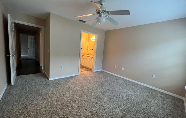 2 beds, 2 baths, $1,900