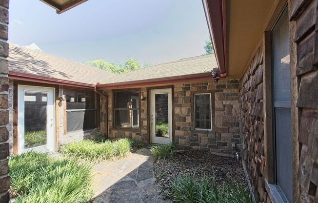 2312 ROCKHILL RD