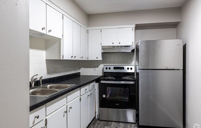 Mission Manor Apartments