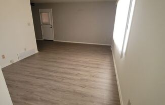 3 beds, 1.5 baths, 1,100 sqft, $1,635, Unit 3357