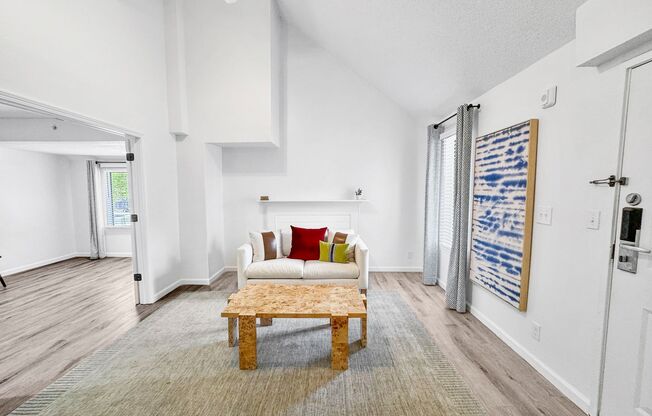 2 beds, 2 baths, 700 sqft, $1,395, Unit BLDG 1032 - APT 207