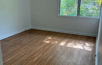 Recently Refurbished 2-Bedroom Near Kapiʻolani Park and Waikīkī