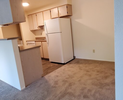 1 bed, 1 bath, 619 sqft, $1,445, Unit 250