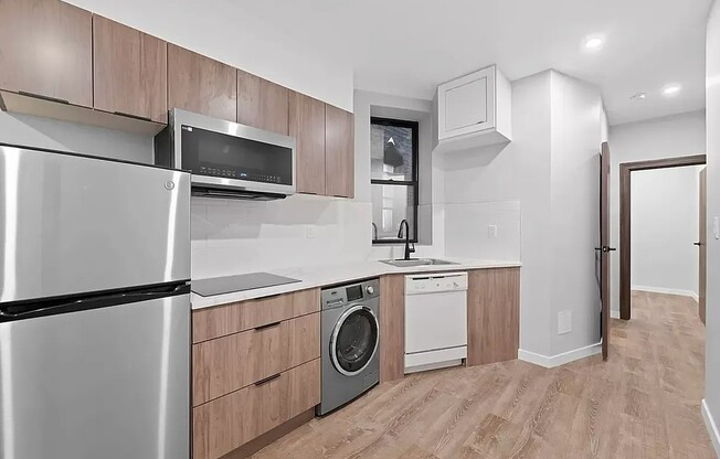 2 beds, 1 bath, $3,420, Unit 1SE