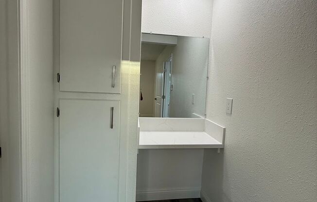 1 bed, 1 bath, 525 sqft, $1,925, Unit 9121-7