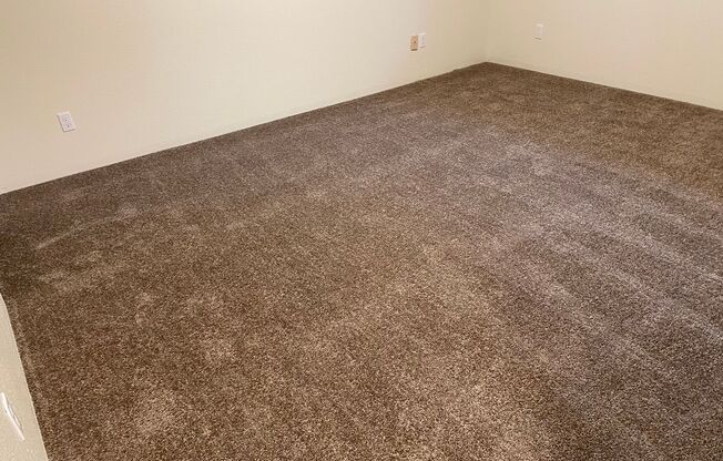 2 beds, 1 bath, 920 sqft, $1,500, Unit 7609-03