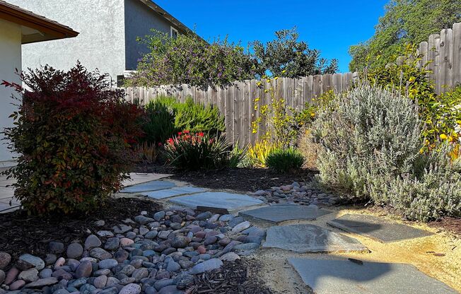 3/2 house in North Clairemont! 2 car garage, W/D  included, enclosed patio, back deck!