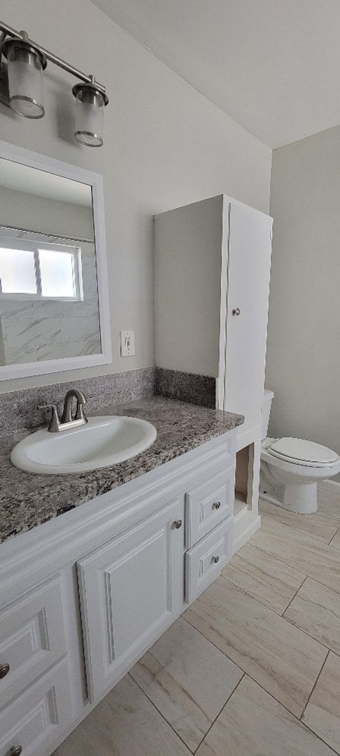 1 bed, 1 bath, 700 sqft, $2,025, Unit 03