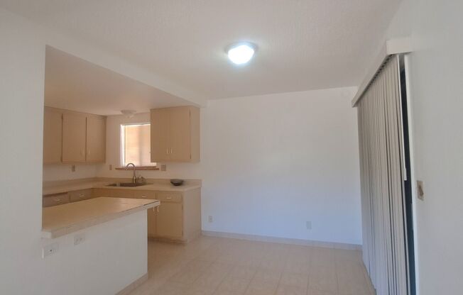 2 Bedroom with large back yard
