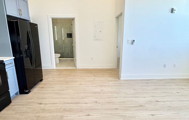 1 bed, 1 bath, 527 sqft, $1,295, Unit 506