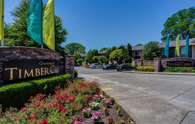 Grand Entry at Commons at Timber Creek Apartments, Oregon