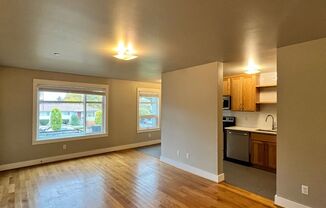 2 beds, 1 bath, $1,995, Unit 3