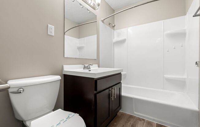 1 bed, 1 bath, $1,149, Unit 7015-201