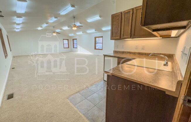 4 beds, 4 baths, $3,250