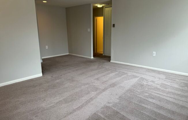 1 bed, 1 bath, 600 sqft, $1,195, Unit 226