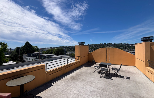 3425 14 AVE W