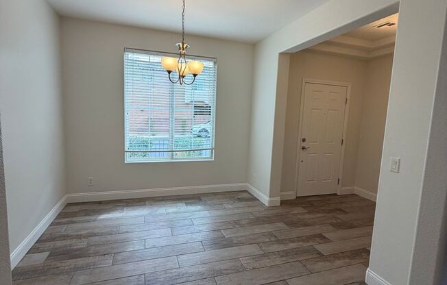 4 beds, 3 baths, $2,295