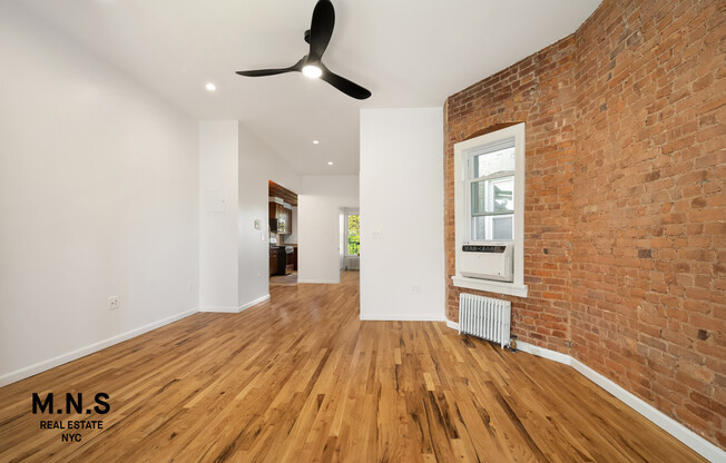 2 beds, 1 bath, 817 sqft, $3,395, Unit RESIDENCE#3