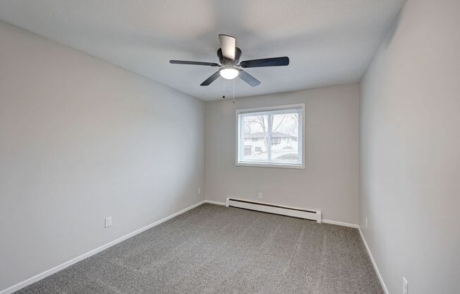 2 beds, 1 bath, 875 sqft, $1,445, Unit 241-307