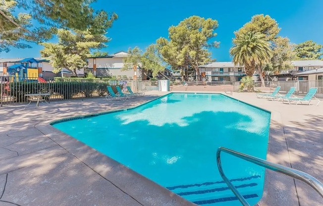 Emerald Park swimming pool