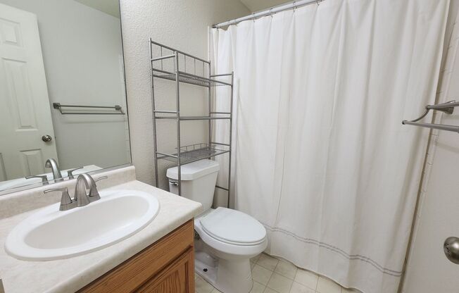 3 beds, 2 baths, $2,300