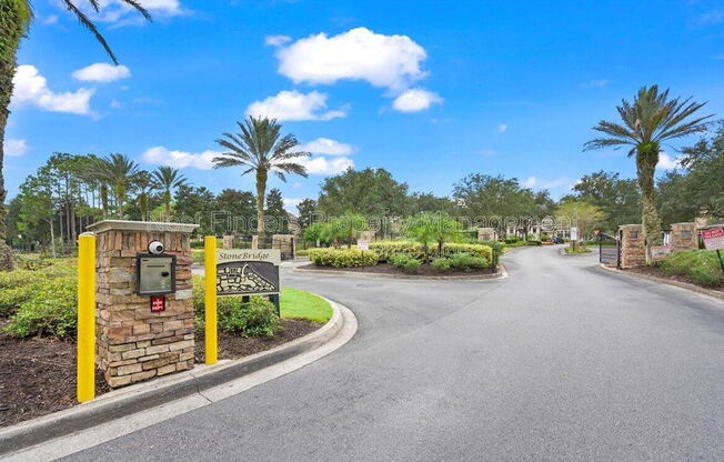 2 beds, 2 baths, 1,050 sqft, $1,350, Unit 912