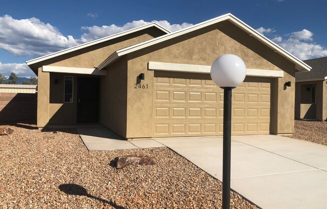 3 beds, 2 baths, 1,537 sqft, $1,995, Unit Pantano Vista 2461