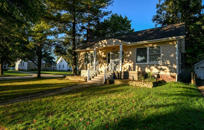 Cozy Home in Cleveland - Lyndhurst