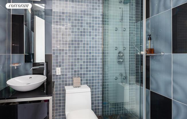 1 bed, 2 baths, 1,025 sqft, $7,500, Unit 15C