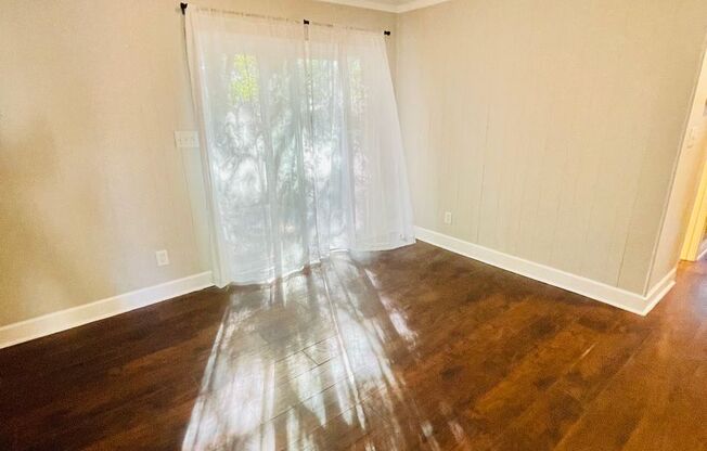 3 bed 1.5 bath ranch style house *50% off the first month with a 12 month lease*