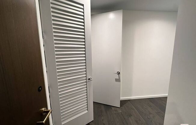 2 beds, 2 baths, 1,343 sqft, $5,003, Unit 1008