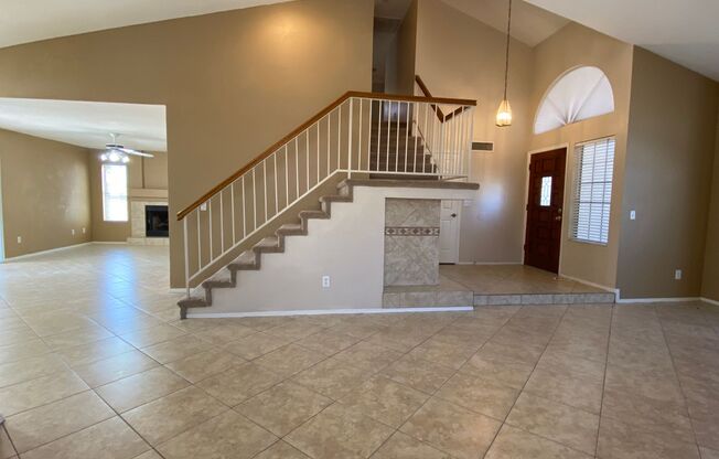 3 Bedroom 2.5 Bathroom with a Pool in Garden Lakes