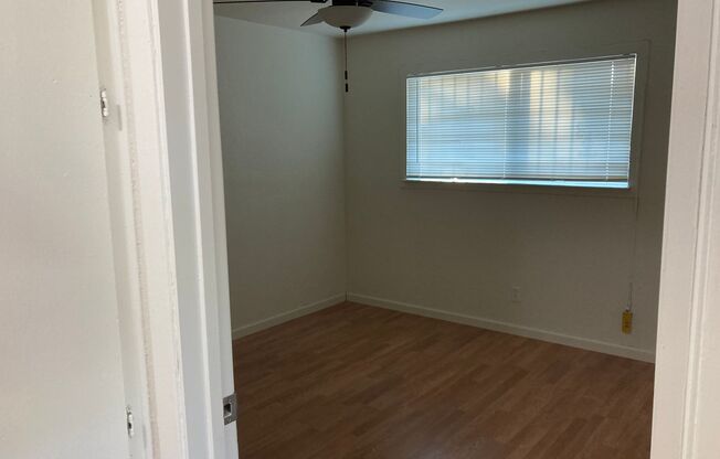 2 beds, 1 bath, $1,685, Unit Apt 11