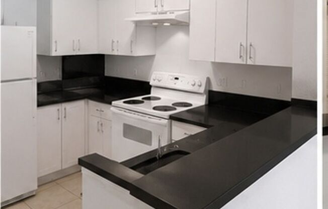 3 beds, 2 baths, 1,079 sqft, $2,600, Unit 13770-204