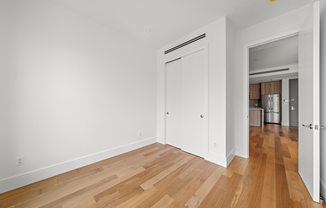 82 COOPER ST