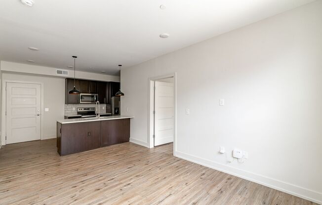 2 beds, 2 baths, $1,584, Unit 1050 N 4th St. Apt. 303