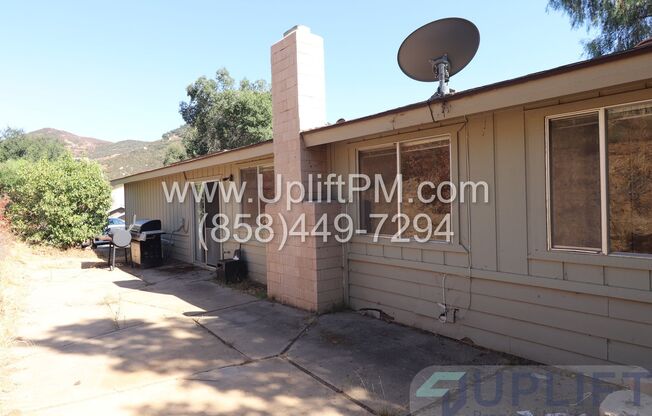 2 beds, 1 bath, $2,800