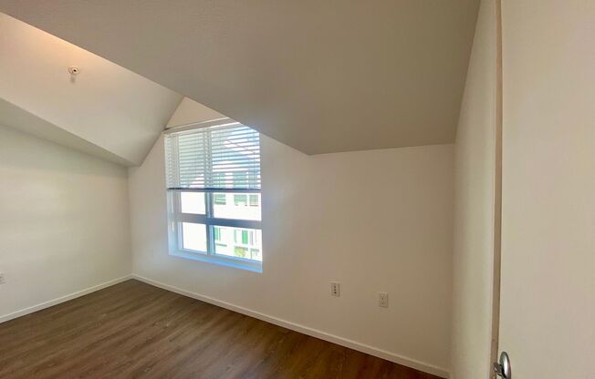 Studio, 1 bath, 176 sqft, $1,095, Unit 3507