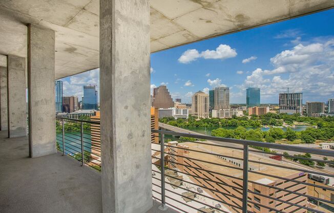 2 beds, 2.5 baths, 2,171 sqft, $9,728, Unit 1910