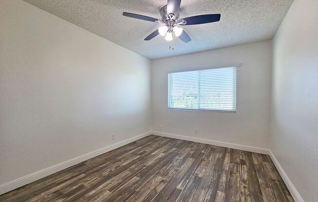 2 beds, 1 bath, 704 sqft, $1,995, Unit 202