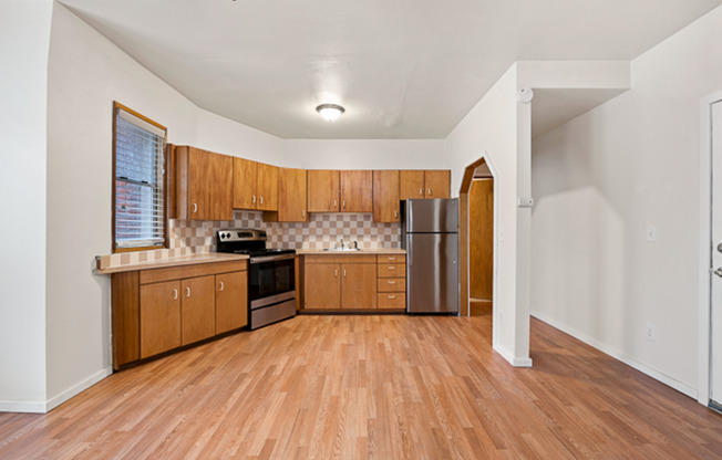 Studio, 1 bath, 400 sqft, $1,225, Unit C10