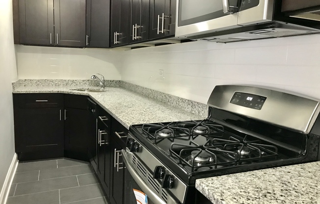 Studio, 1 bath, 375 sqft, $1,450, Unit 101