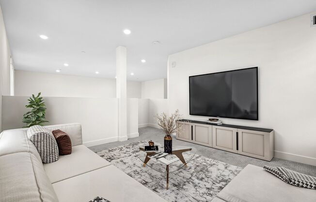 2 beds, 1 bath, 1,005 sqft, $3,645, Unit 502