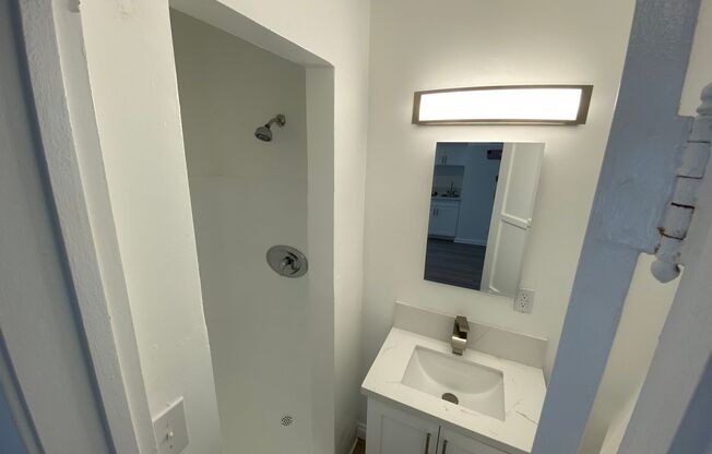Studio, 1 bath, 325 sqft, $2,298, Unit 01