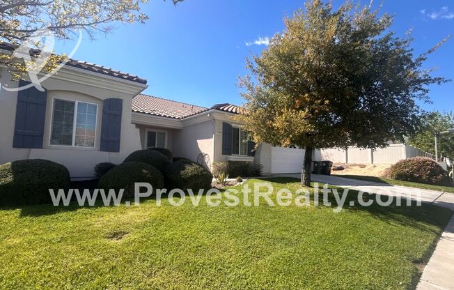 5 Bed, 4 Bath Apple Valley Home In a Gated Community
