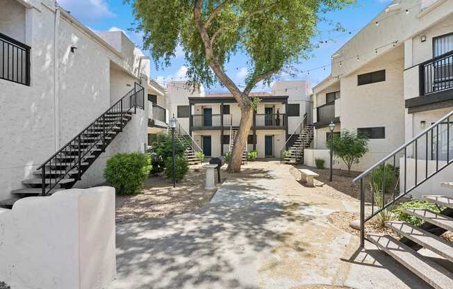 Melrose Courtyard