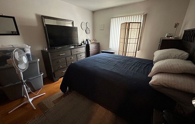 1 bed, 1 bath, $1,015, Unit 22