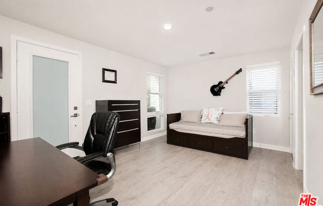 2700 E Chaucer St Unit 29