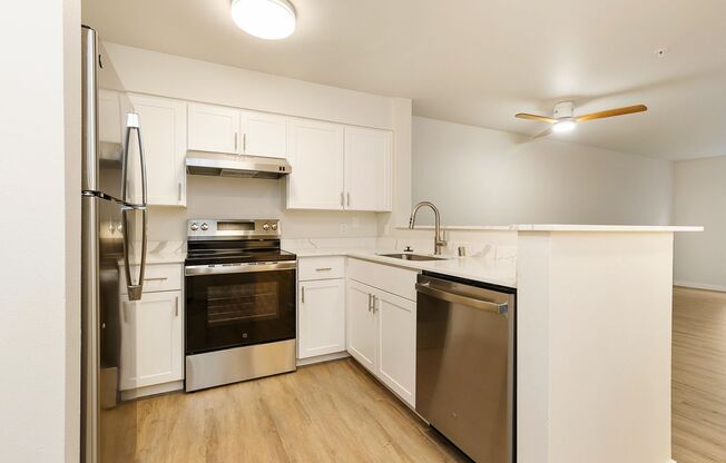 1 bed, 1 bath, 593 sqft, $1,895, Unit 306