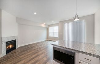 2 beds, 2.5 baths, $2,375, Unit 3368